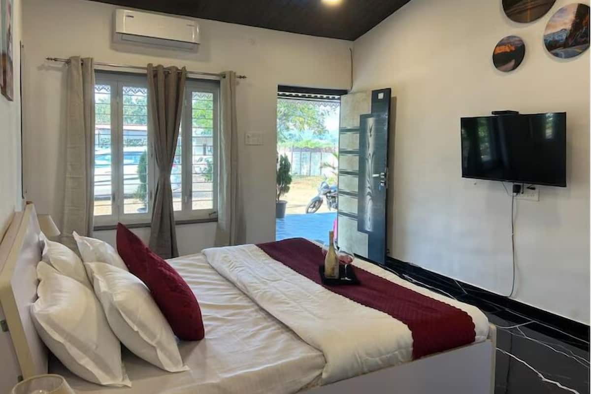 Family Double Room, 1 Bedroom | Living area