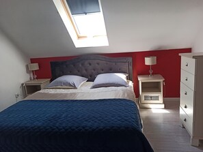 4 Schlafzimmer, Bügeleisen/Bügelbrett, Bettwäsche