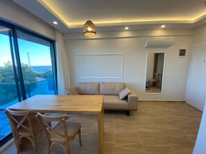 1 chambre, bureau, espace de travail pour ordinateurs portables
