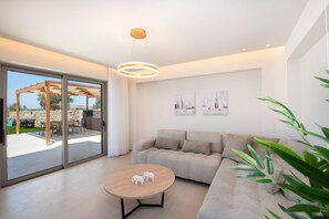 Smart TV, table tennis, books, stereo - Calmo Luxury Villa I, with Pool Tranquil Elegance (9PXG+6WX Geropotamos, Greece)