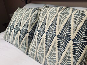 2 dormitorios, tabla de planchar con plancha, wifi y ropa de cama