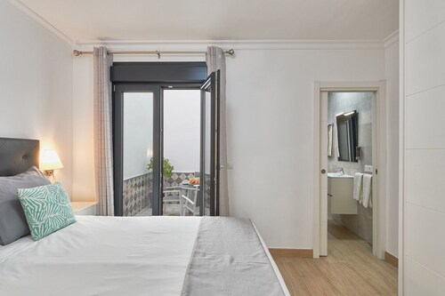 Solaga - Nueva Suites