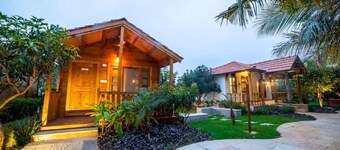 Brown Town Resort & Spa