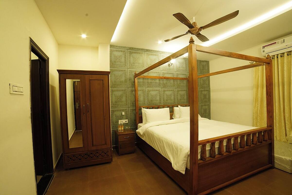 Deluxe Apartment | In-room safe, desk, laptop workspace, WiFi (free)