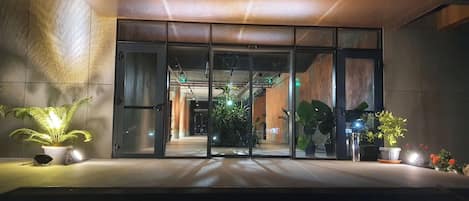 Fachada de la propiedad