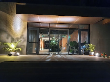 Fachada de la propiedad