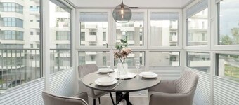 Modern Apartment with Balcony | Close to the Park