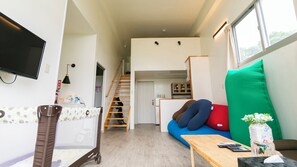 Loft família | 1 quarto, individualmente decorados, escrivaninha, berços grátis