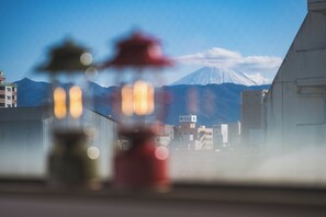 Decoración personalizada, muebles diferentes y escritorio 