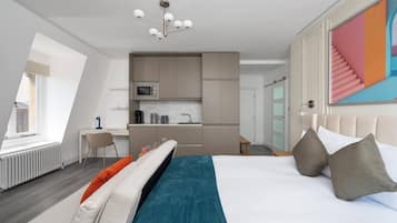 1 habitación, tabla de planchar con plancha, wifi y ropa de cama