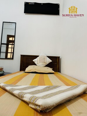 3 bedrooms, desk, iron/ironing board, WiFi - Homestay in Badulla - 3BR & 2Bath (Badulla)