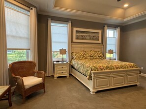 5 bedrooms, desk, free WiFi