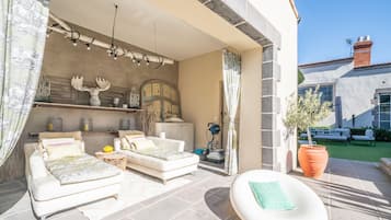 Chambre Double Classique, salle de bains attenante (Chambre Tropicale) | Jardin