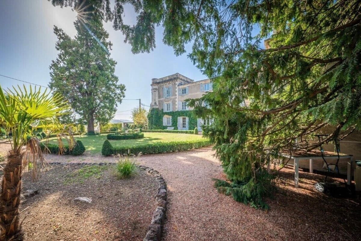 Maison Luxe, salle de bains privée (Château du Serpolet) | Jardin