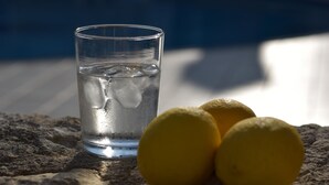 الطعام والشراب