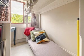 1 soverom, strykejern/-brett, wi-fi og sengetøy