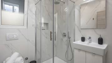 Family House, Multiple Bedrooms, Mountainside (Holiday Home Sole) | Bathroom | Shower, hair dryer, towels, soap