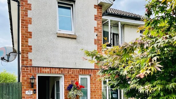 Unclassified image, 1 of 11, button - Charming Glasgow House With 3 Bedrooms (Glasgow)
