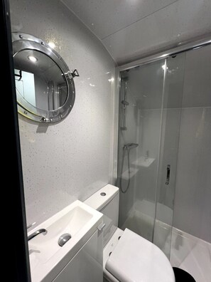 Hair dryer, towels, toilet paper