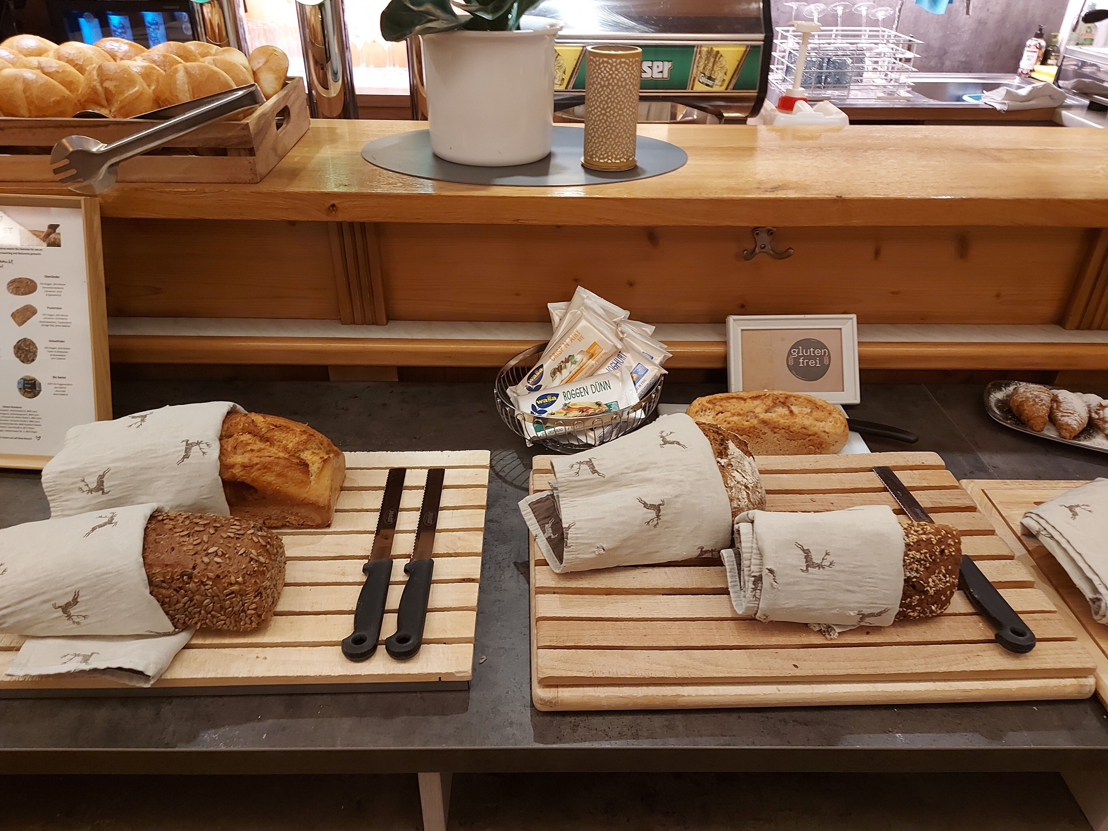 Tägliches inbegriffenes Frühstücksbuffet