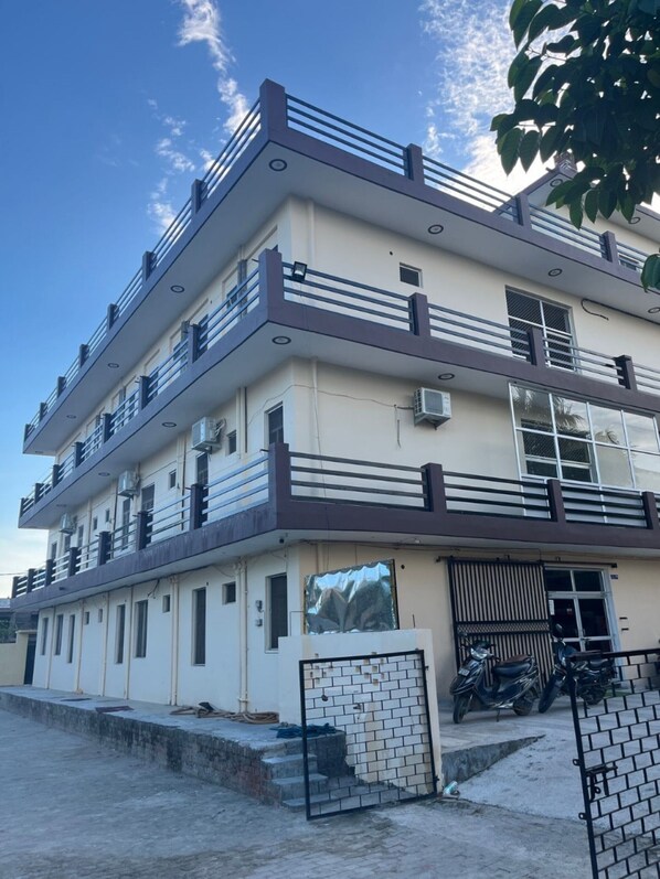 Fachada del alojamiento