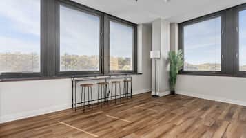 Superior Apartment | Living area | TV