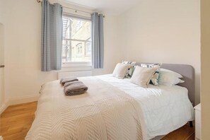 1 makuuhuone, silitysrauta/-lauta, Wi-Fi, vuodevaatteet