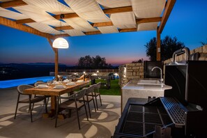 Outdoor dining - Calmo Luxury Villa II, with Pool Tranquil Elegance (9PXG+6WX Geropotamos, Greece)