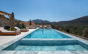 Outdoor pool - Calmo Luxury Villa II, with Pool Tranquil Elegance (9PXG+6WX Geropotamos, Greece)