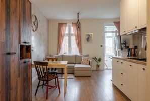 Studio, City View