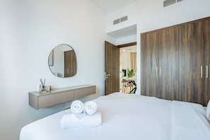 1 غرفة نوم وخزنة داخل الغرفة ومكواة/لوح كي وواي فاي مجانًا