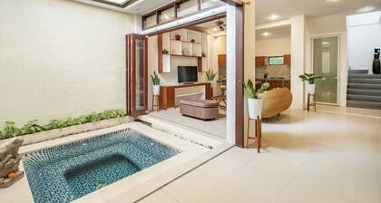 The Seven Residence