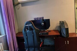 Room - Happy business E-sports Hotel (Urumqi)