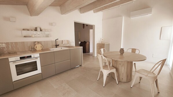 Private kitchen - Velies House, Kaikna Evolutionary Estate (Toscana)