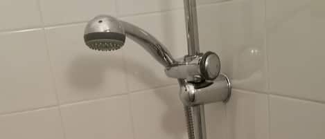 Ducha, toallas, jabón, shampoo