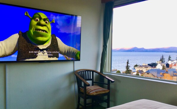 1 habitación, tabla de planchar con plancha, wifi y ropa de cama 