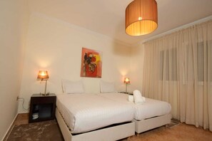 5 bedrooms, iron/ironing board, travel crib, WiFi