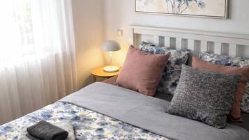 2 bedrooms, free WiFi, bed sheets