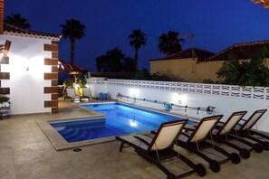 Vila (4 Bedrooms) | Eksterior