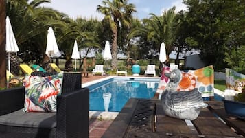 Seasonal outdoor pool