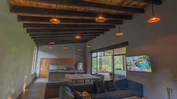 Family House, Garden View | Living area