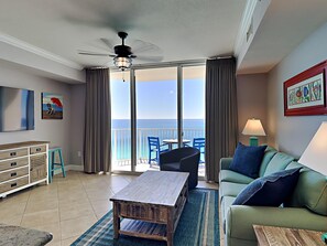 Condo, 1 King Bed with Sofa bed (Tidewater 1916) | Living area