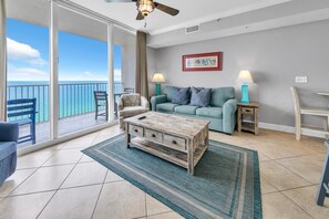 Leilighet, 1 kingsize-seng med sovesofa (Tidewater 1916) | Oppholdsområde | TV