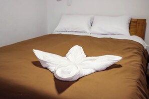 Standard Double Room, 1 Queen Bed | Laptop workspace, soundproofing, free WiFi, bed sheets