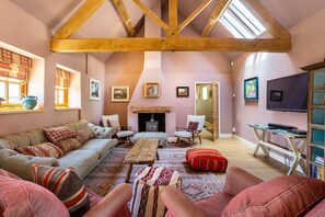 Smart TV, fireplace, foosball, table tennis