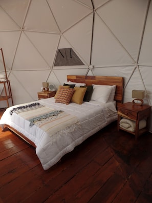 Premium bedding, free WiFi, bed sheets - Glamping con Jacuzzi - El peñol Guatapé. (El Peñol)