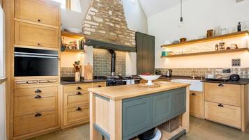 Lave-vaisselle, chaise haute