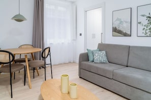 One-Bedroom Apartment | Wohnbereich