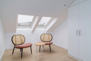 Two-Bedroom Apartment with Sofa Bed