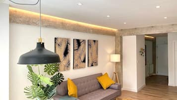 Apartment | Living area | TV